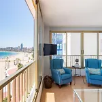 Beachfront apartment in Poniente