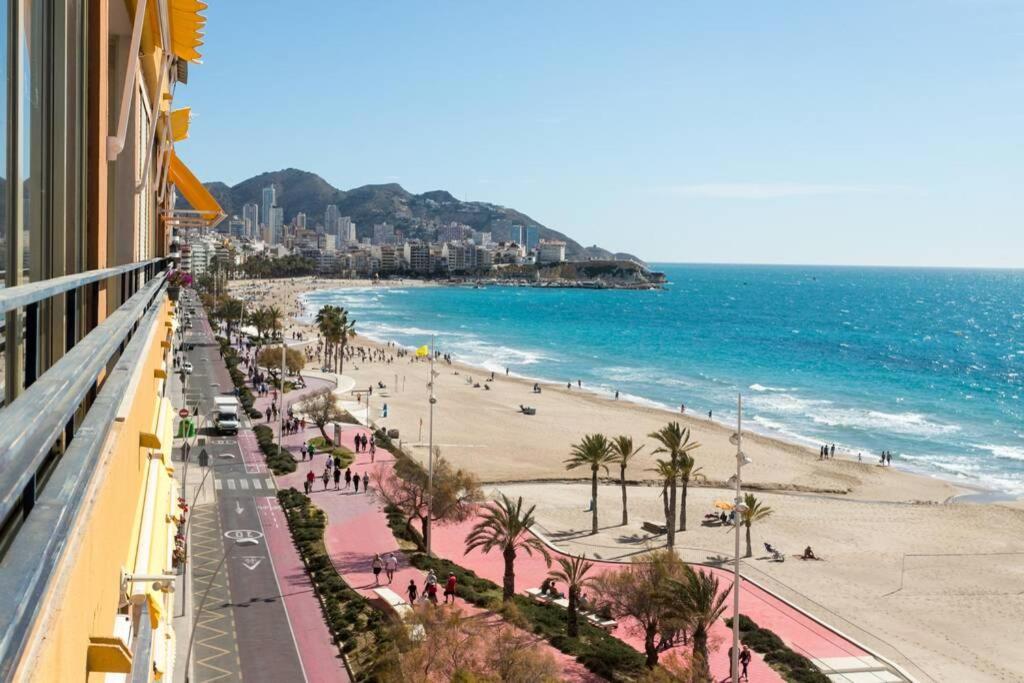 Beachfront In Poniente Apartamento *