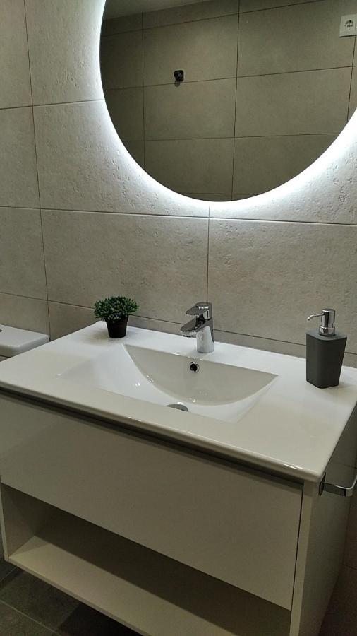 Apartamento Beachfront In Poniente *
